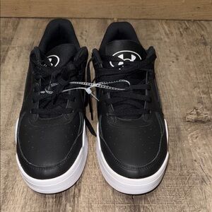 Under Armour Black and White Men's Shoes